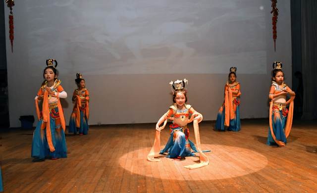 معهد كونفوشيوس بجامعة عين شمس يحتفل بعيد الربيع الصينى 7