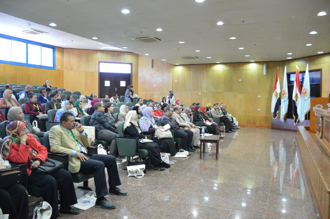 جامعة سوهاج تنظم ملتقى التوظيف لذوي الإعاقة2