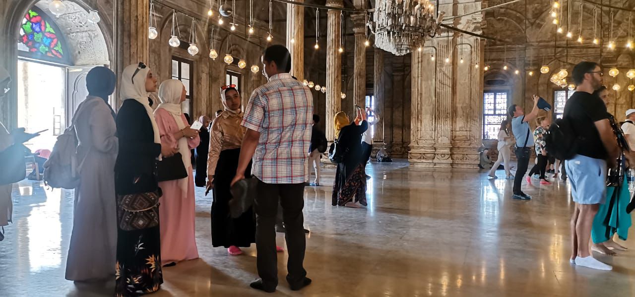 جامعة القاهرة تنظم زيارتين لمجموعة من طلابها لعدد من المناطق الأثرية  6