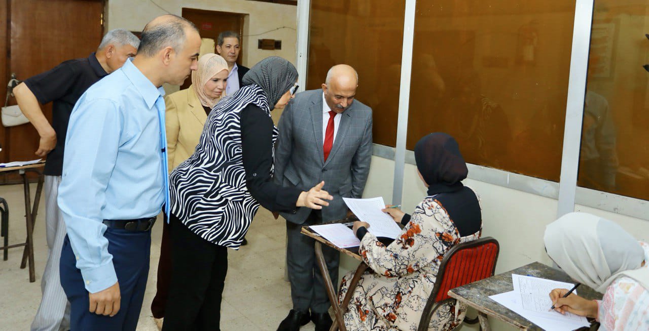 نائب رئيس جامعة الزقازيق يتفقد سير الامتحانات بكلية التربية الرياضية بنات5