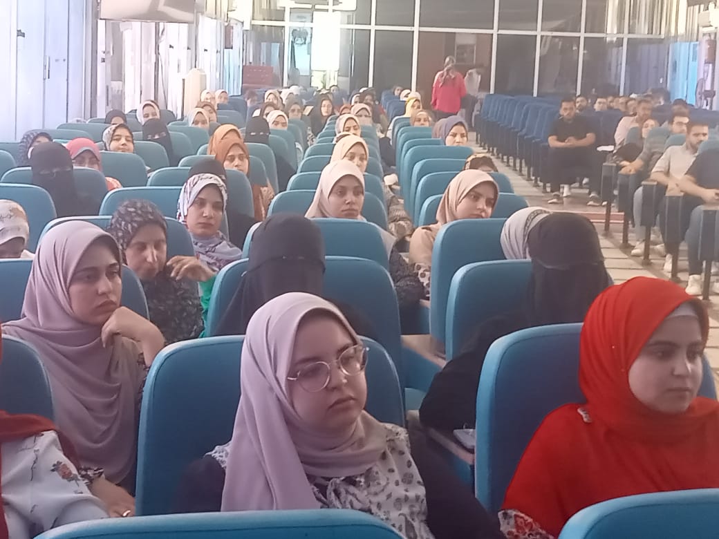 طب بشري سوهاج تناقش أساسيات مكافحة العدوى وجودة الرعاية الصحية6