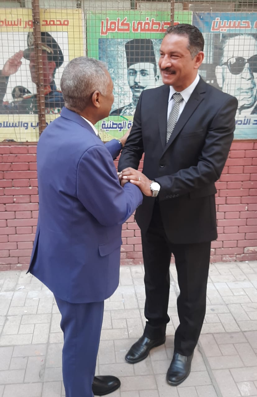سفير السودان ومدير تعليم الجيزة يتفقدان امتحانات شهادة الأساس السودانية  10
