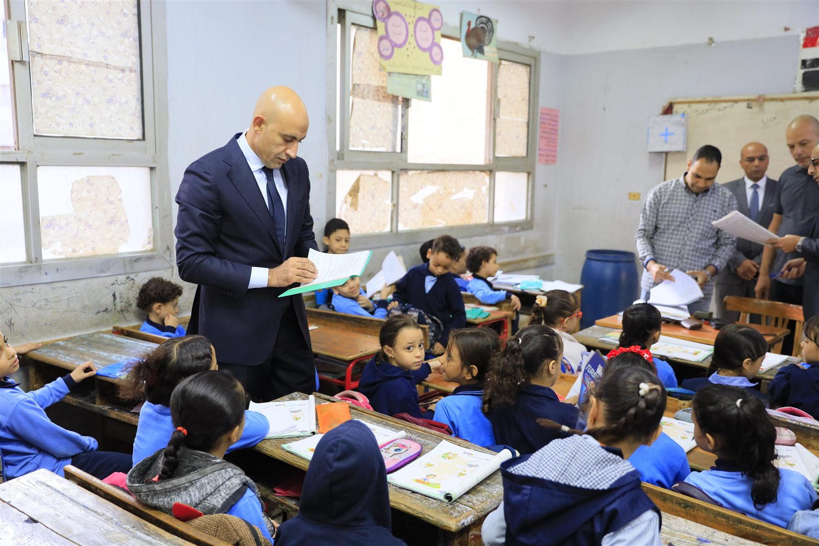 وزير التربية والتعليم يزور عدة مدارس بإدارة المطرية التعليمية