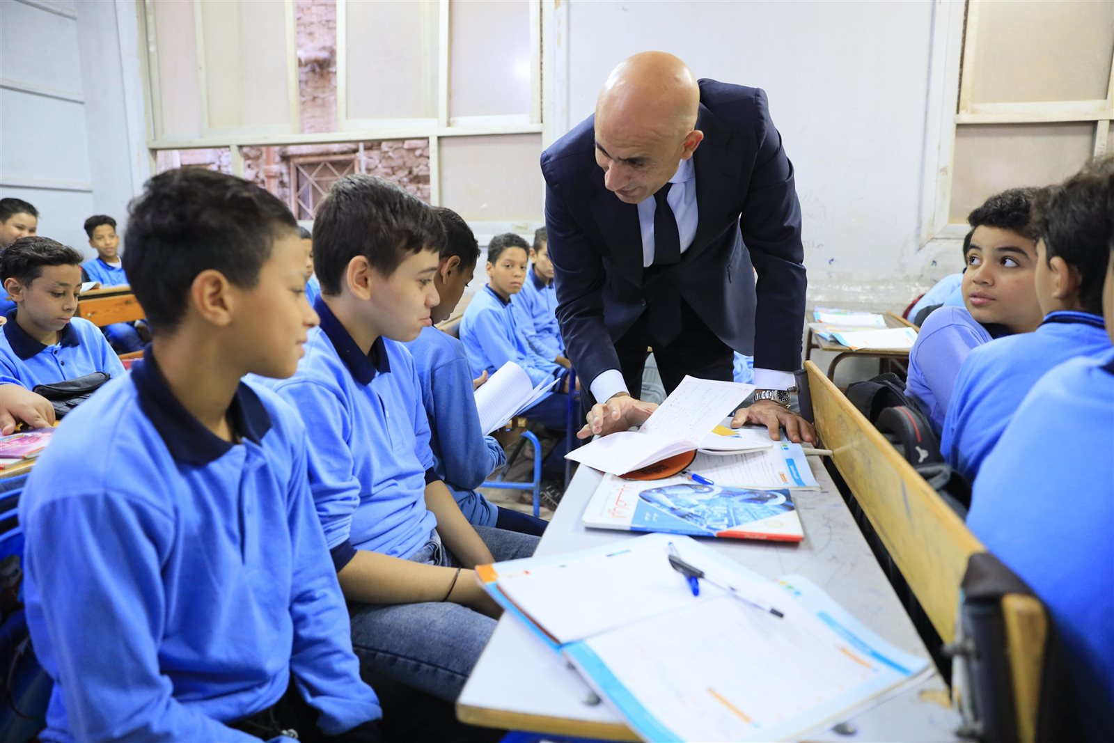 وزير التربية والتعليم يزور عدة مدارس بإدارة المطرية التعليمية