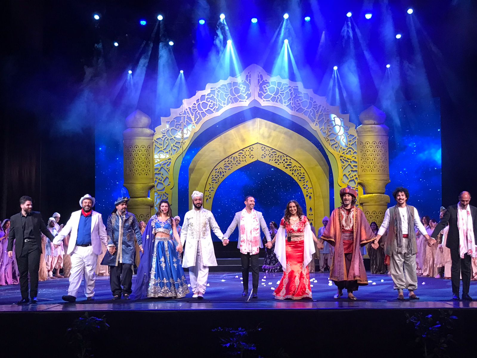 كورال صوت العاصمة بجامعة حلوان يقدم أوبريت راحت عليك