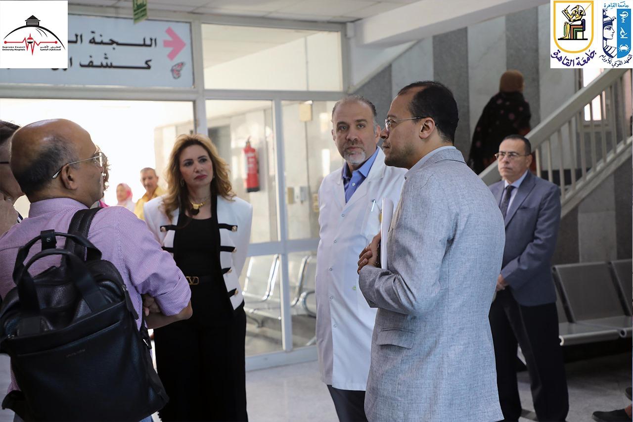 مستشفى الثدي يستقبل وفدًا من الوكالة الدولية لأبحاث السرطان (IARC)