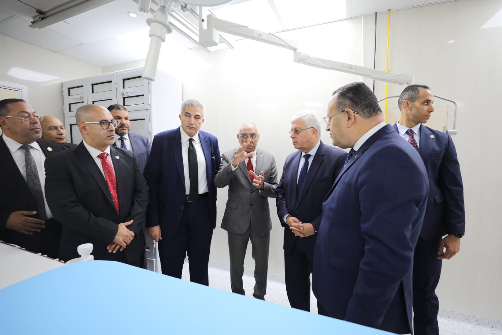 وزير التعليم العالي يفتتح عددًا من المشروعات التعليمية والصحية بجامعة الإسكندرية