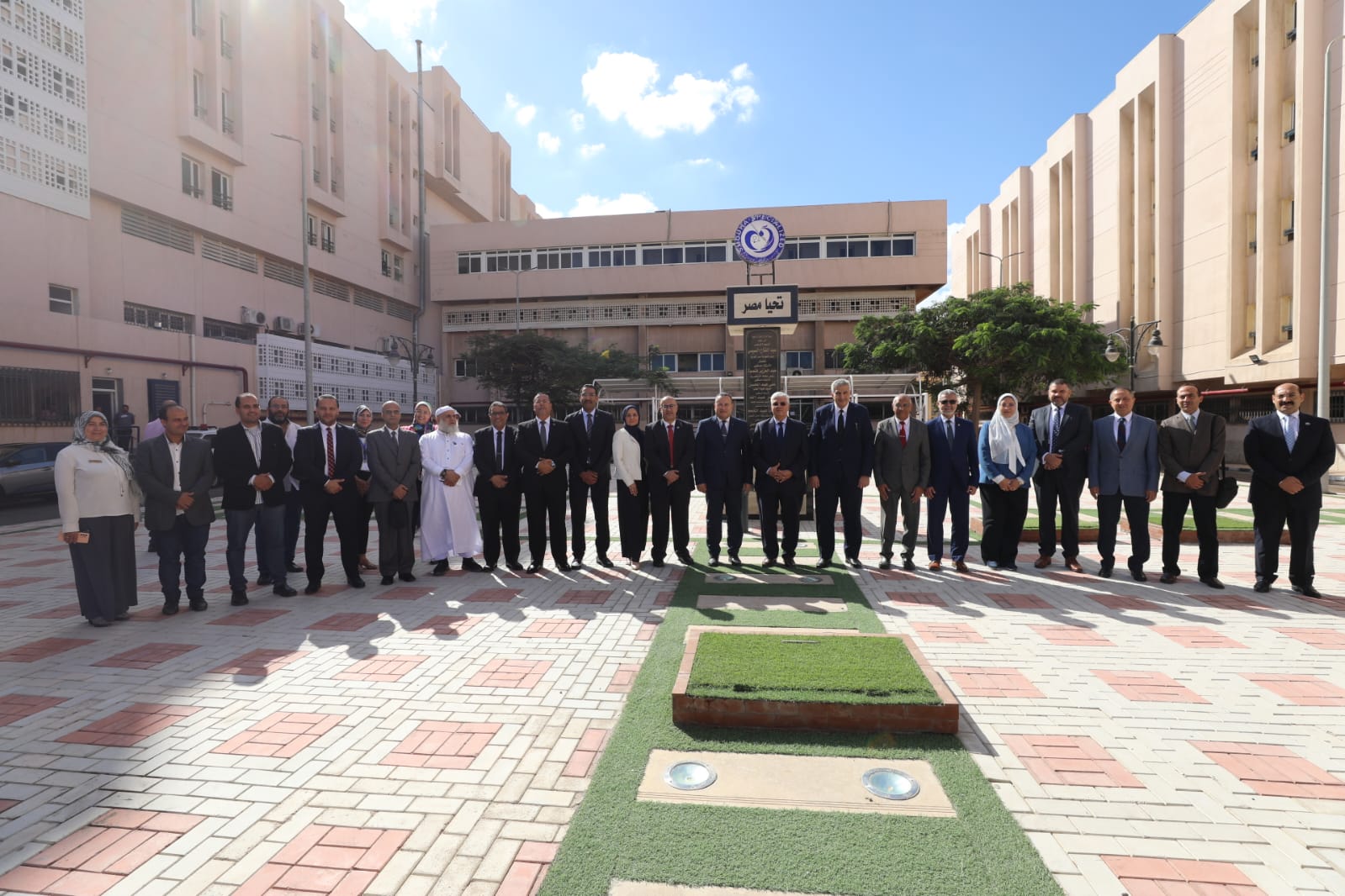 وزير التعليم العالي يفتتح عددًا من المشروعات التعليمية والصحية بجامعة الإسكندرية