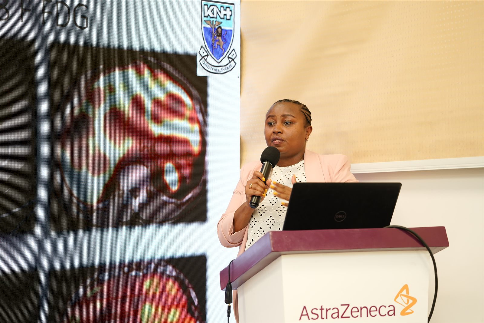 مستشفى قصر العيني جامعة القاهرة يستقبل عددًا من الخبراء في مجال أورام البروستاتا