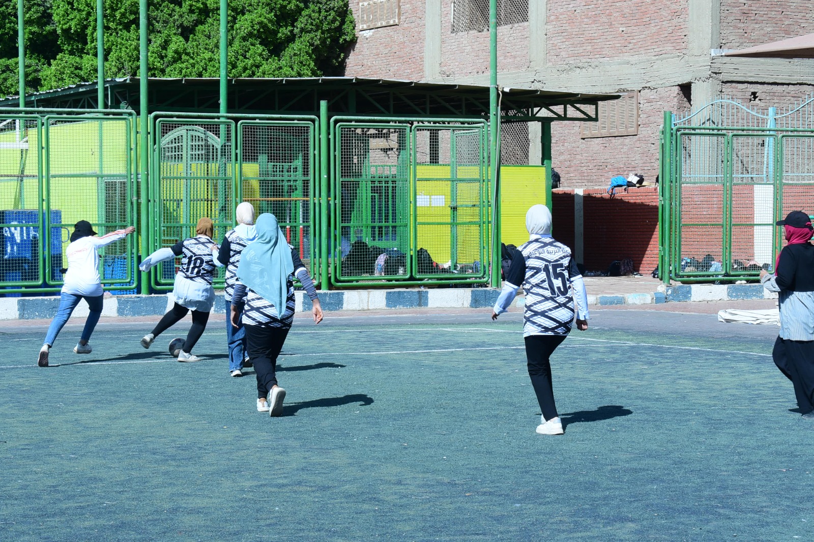 جامعة سوهاج تنظم اليوم الرياضي للفتاة الجامعية ضمن مبادرة 