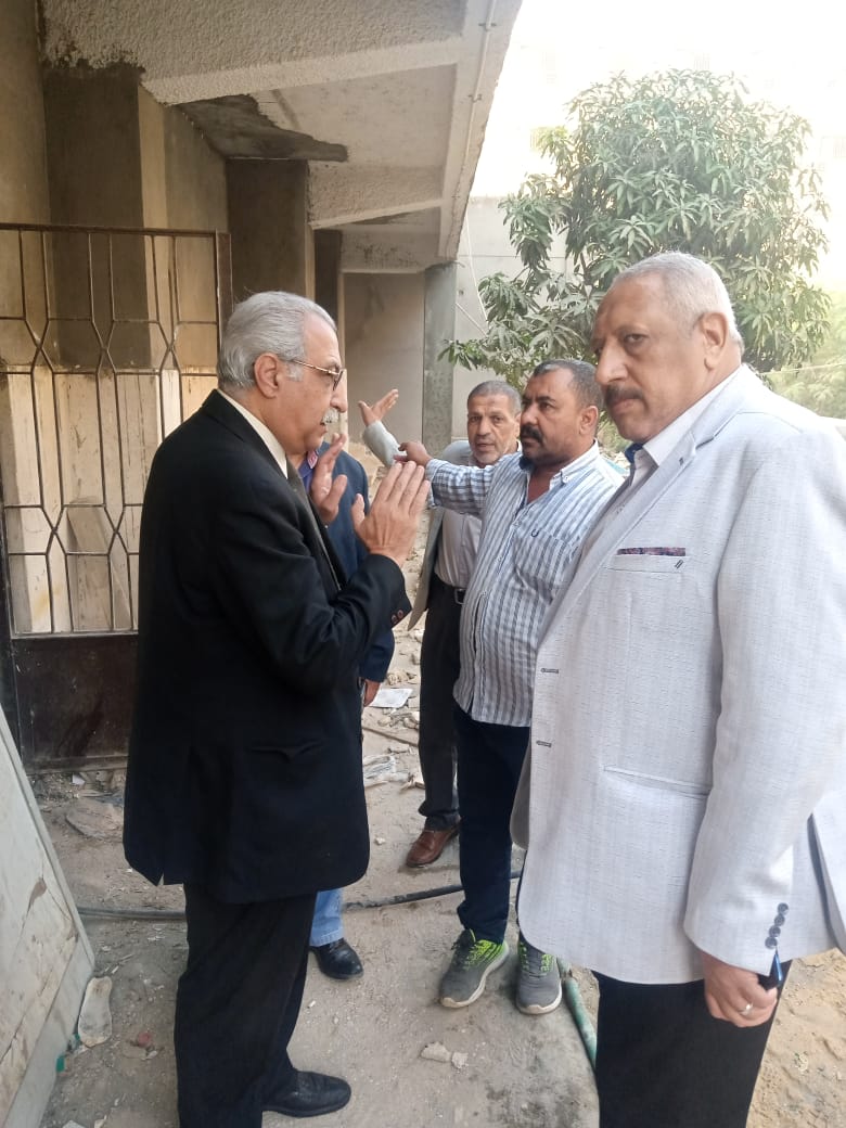 جولة مدير تعليم القليوبية لمتابعة مدارس غرب شبرا الخيمة التعليمية