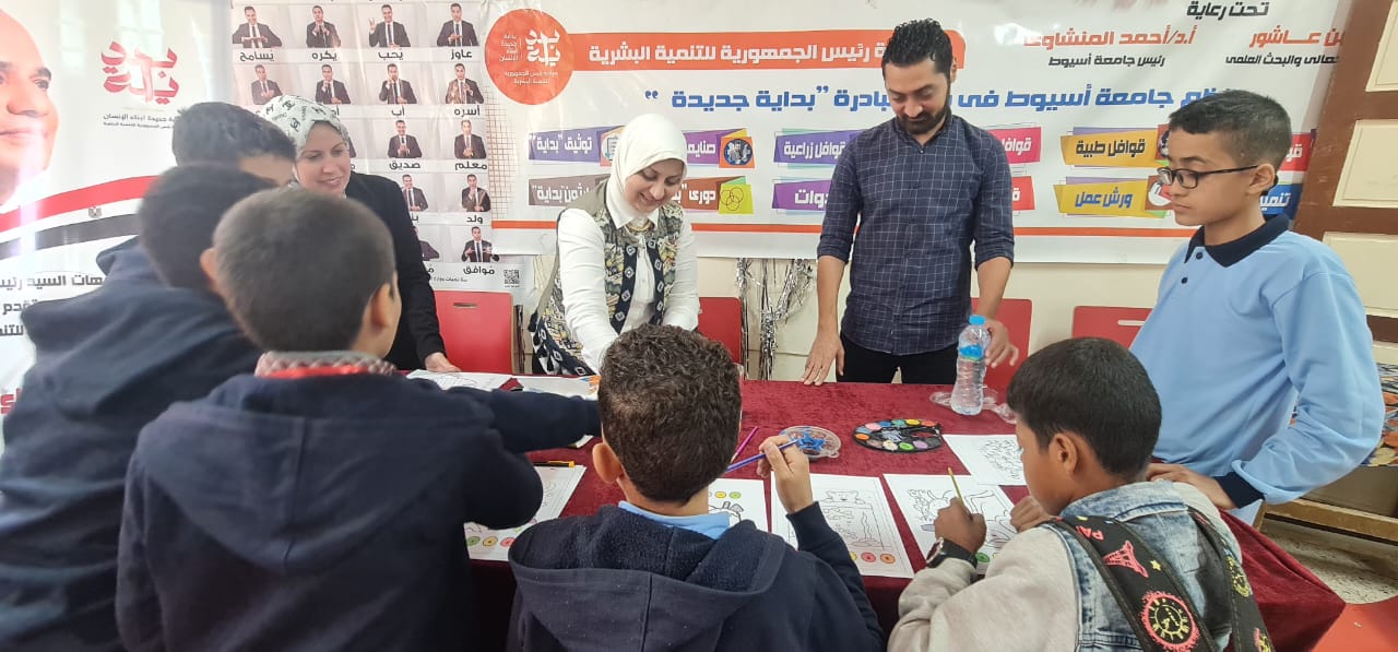 جامعة أسيوط تعزز مهارات ذوي الهمم من خلال ورش فنية مجانية