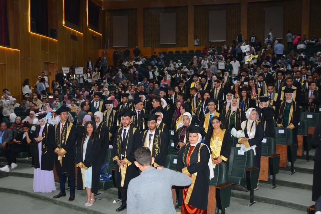 حفل تخريج الدفعة السابعة بكلية طب الأسنان جامعة أسيوط
