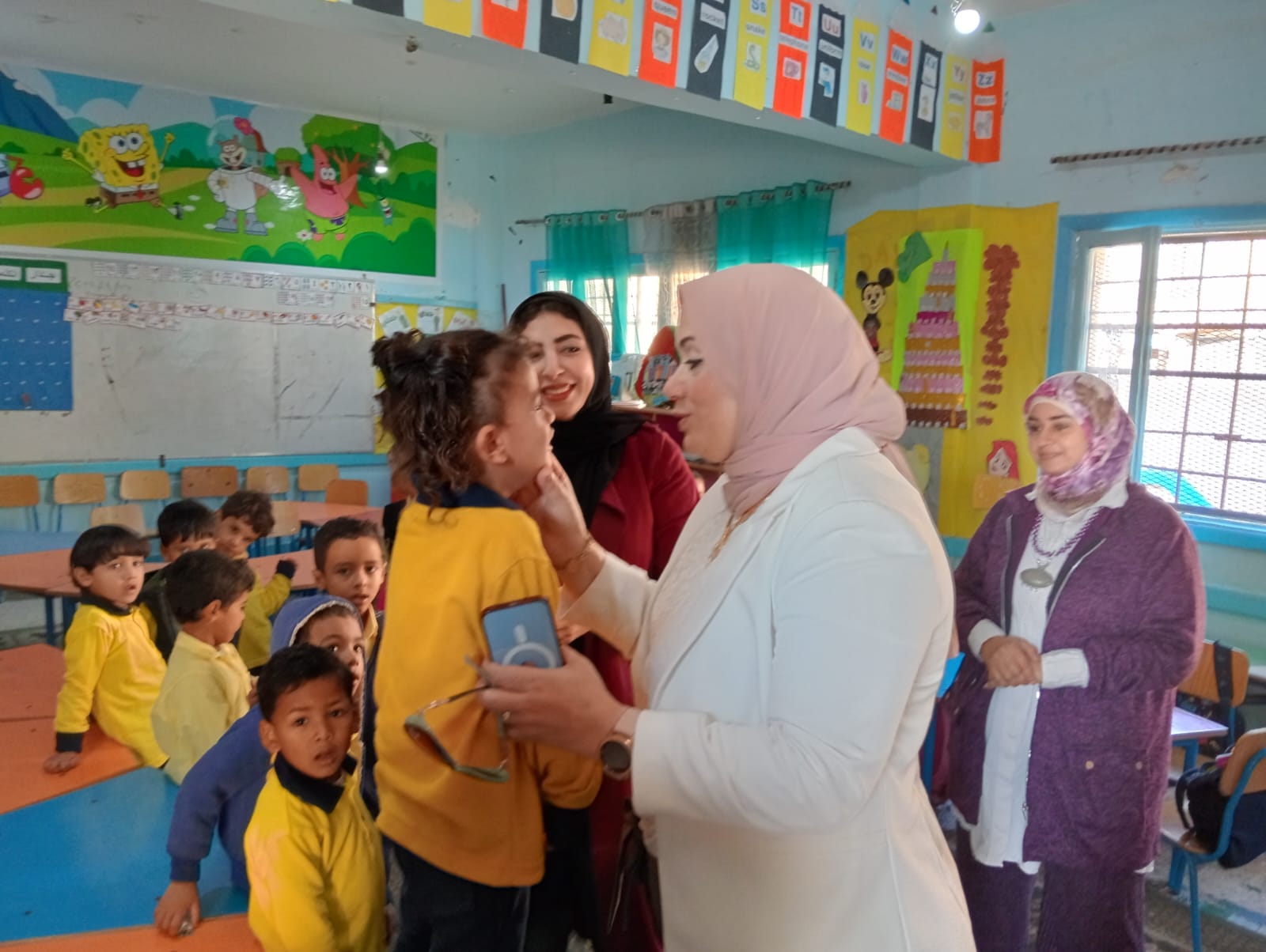 مديرة تعليم مطروح تقوم بجولة مفاجئة بمدارس الإدارة التعليمية