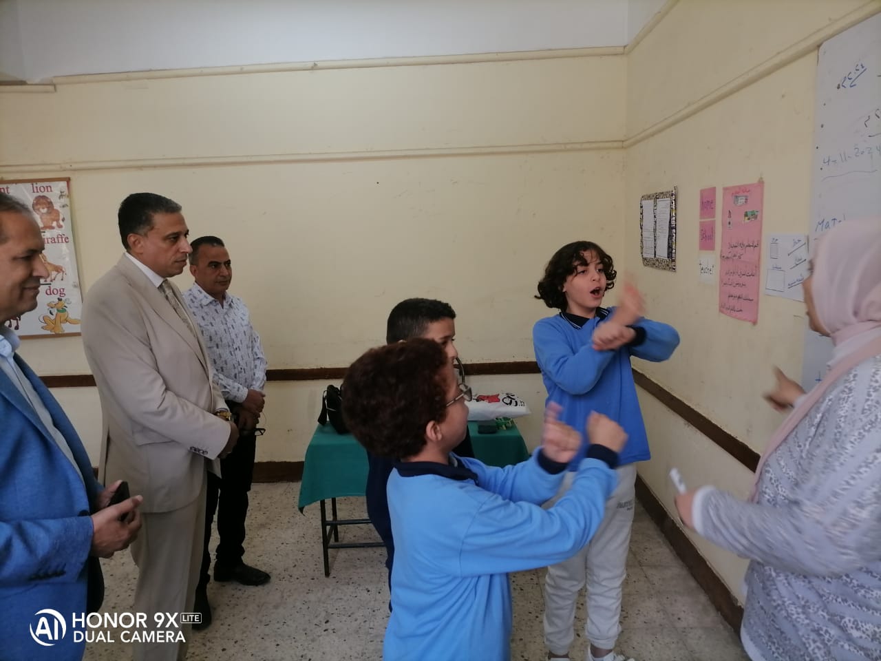وكيل تعليم الجيزة يتابع سير الدراسة بالمدارس