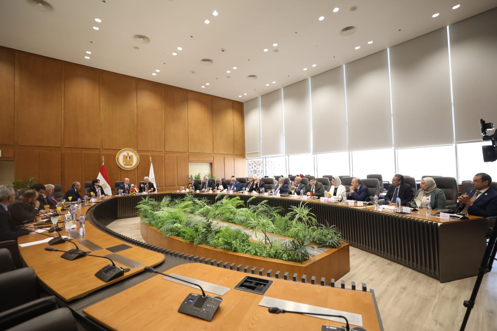 وزير التعليم العالي يستقبل سفير المملكة المغربية بالقاهرة