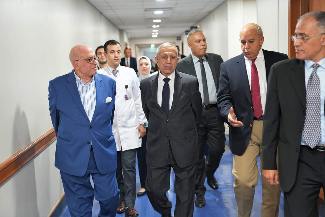 الأكاديمية العربية للعلوم والتكنولوجيا تُعزز شراكتها مع مستشفى أيادي المستقبل