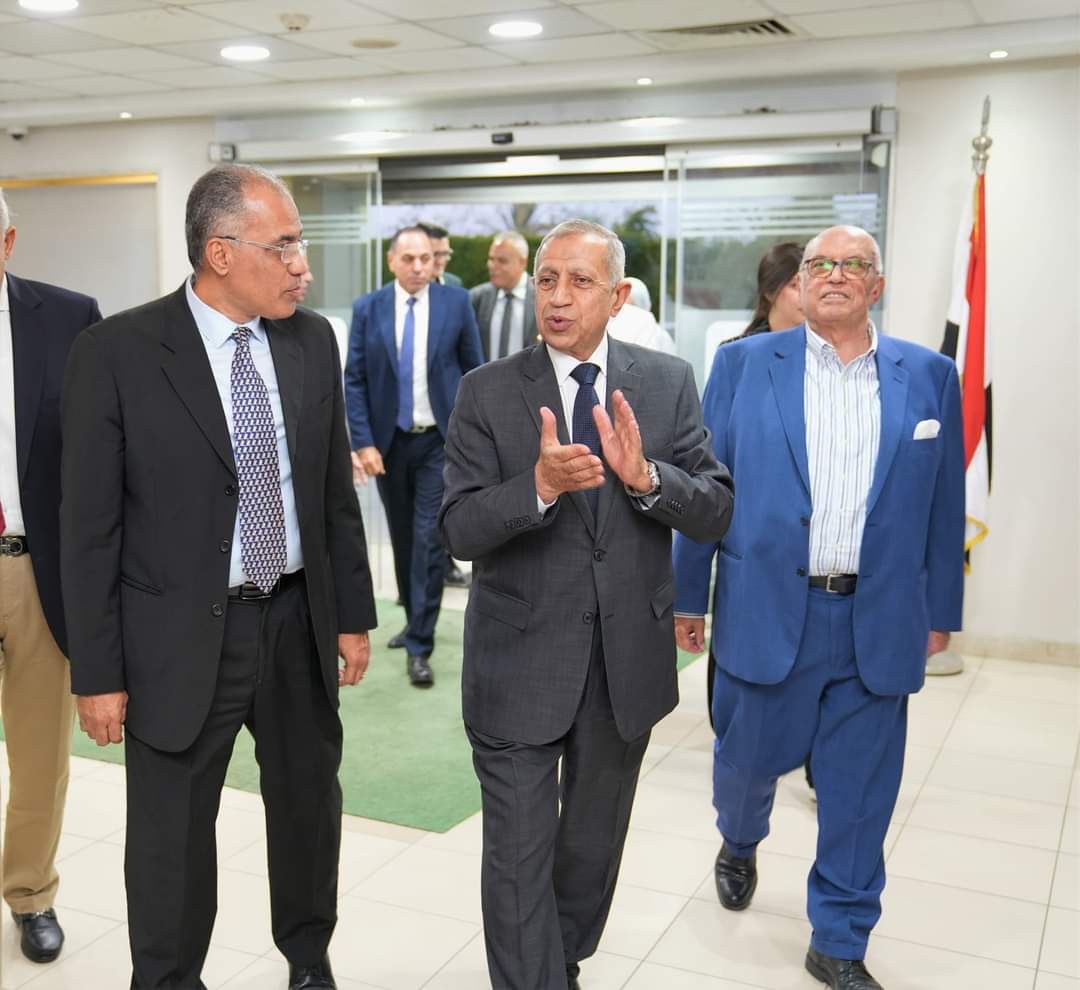 الأكاديمية العربية للعلوم والتكنولوجيا تُعزز شراكتها مع مستشفى أيادي المستقبل