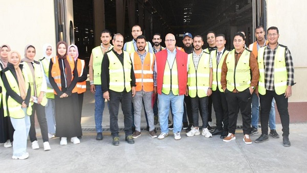طلاب جامعة سوهاج يزورون ورش مترو الأنفاق ومركز التحكم لقطار العاصمة LRT