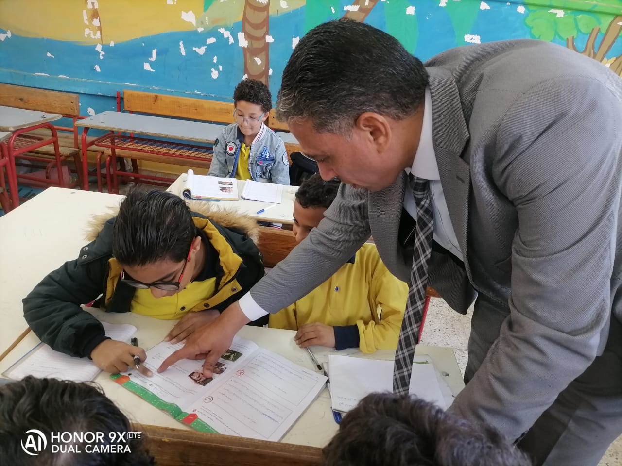 جولات مفاجئة لمدير تعليم الجيزة