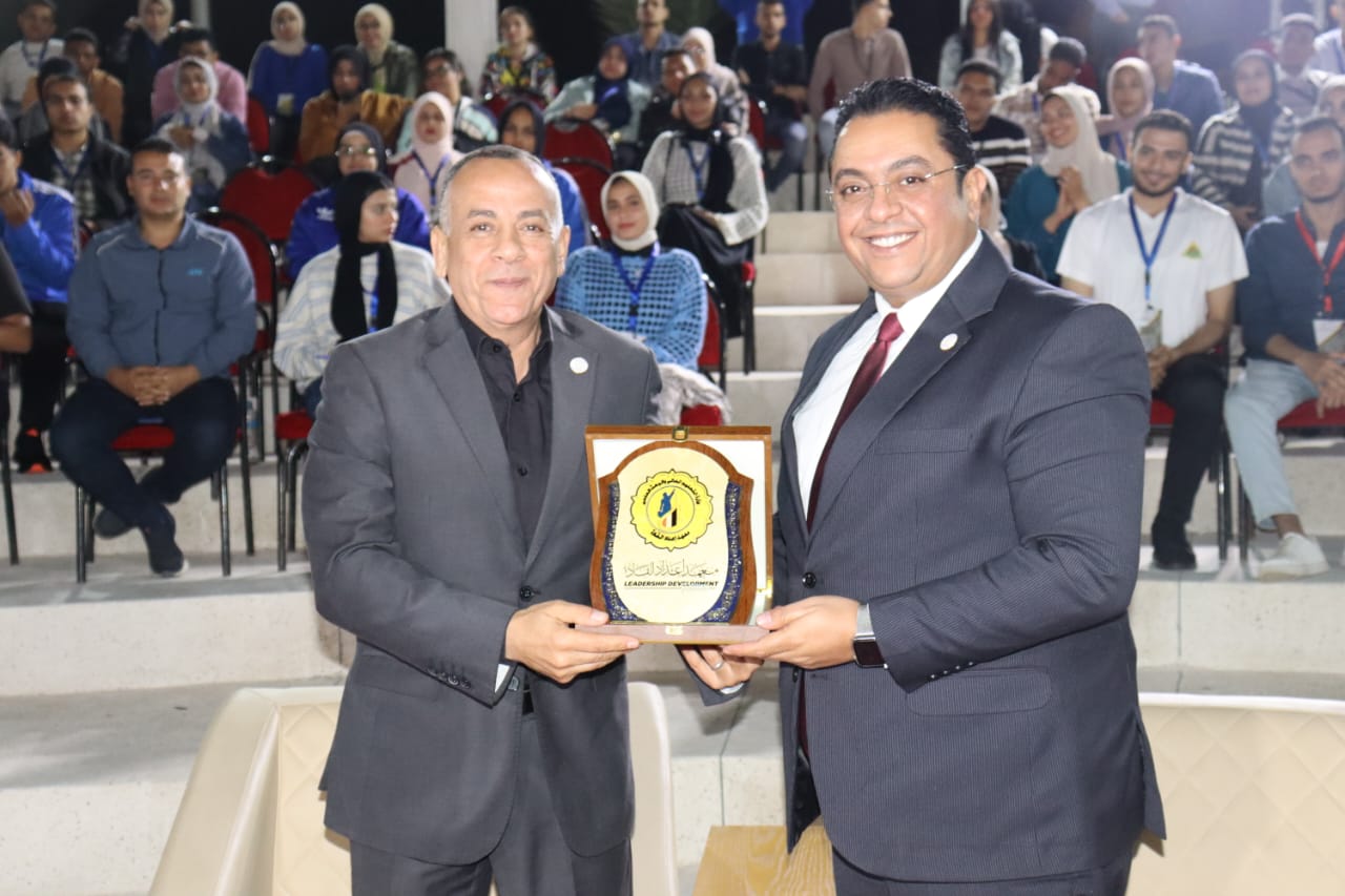 معهد إعداد القادة يطلق برنامجًا وطنيًا جديدًا لتعزيز الهوية المصرية