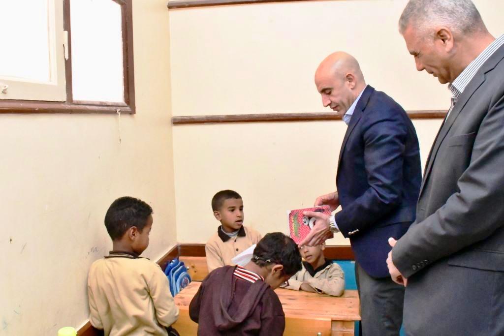 وزير التربية والتعليم يواصل جولاته التفقدية في مدارس أسوان لتطوير العملية التعليمية