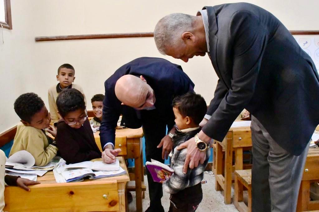 وزير التربية والتعليم يواصل جولاته التفقدية في مدارس أسوان لتطوير العملية التعليمية