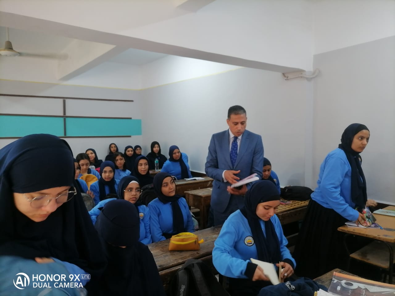 مدير تعليم الجيزة يتفقد سير العملية التعليمية 