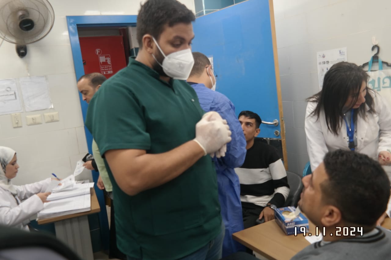 جامعة أسيوط تطلق قافلة طبية مجانية لعلاج الأسنان