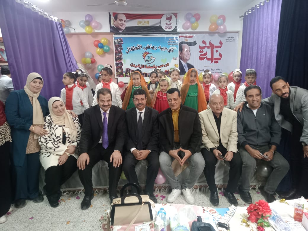 ندوه تثقيفية لطلاب مدرسة الكوثر الرسمية للغات بسوهاج تدعو لنبذ العنف