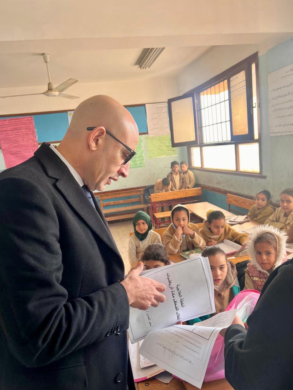 وزير التربية والتعليم يُفاجئ مدارس بني سويف بجولة تفقدية لمتابعة انتظام الدراسة
