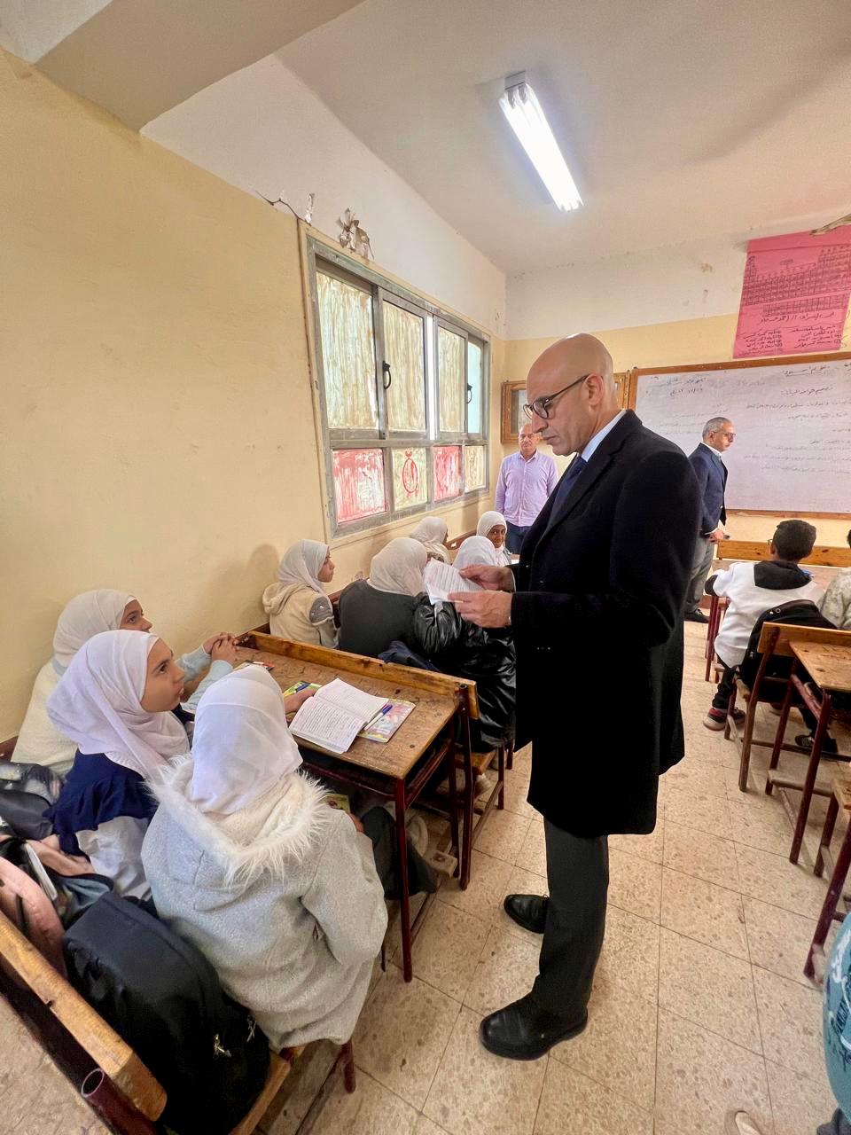 وزير التربية والتعليم يُفاجئ مدارس بني سويف بجولة تفقدية لمتابعة انتظام الدراسة