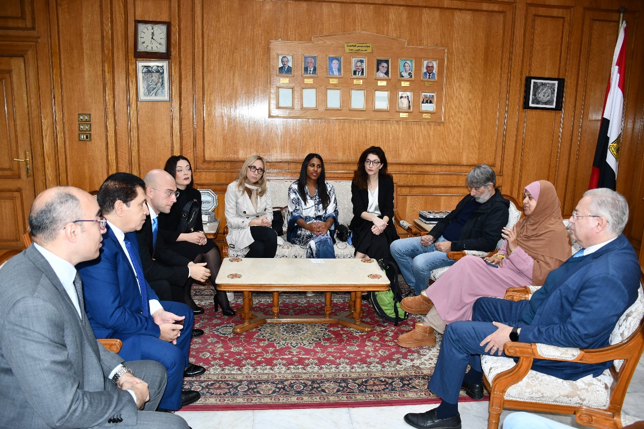 جامعة حلوان تستضيف وفد جامعة سابينزا الإيطالية 