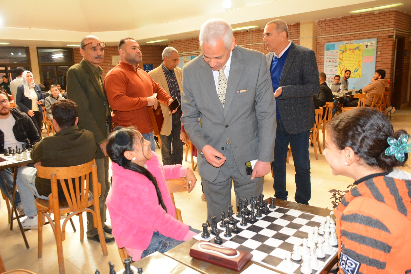 جامعة أسيوط تستضيف بطولة الشطرنج السريع بكلية الصيدلة