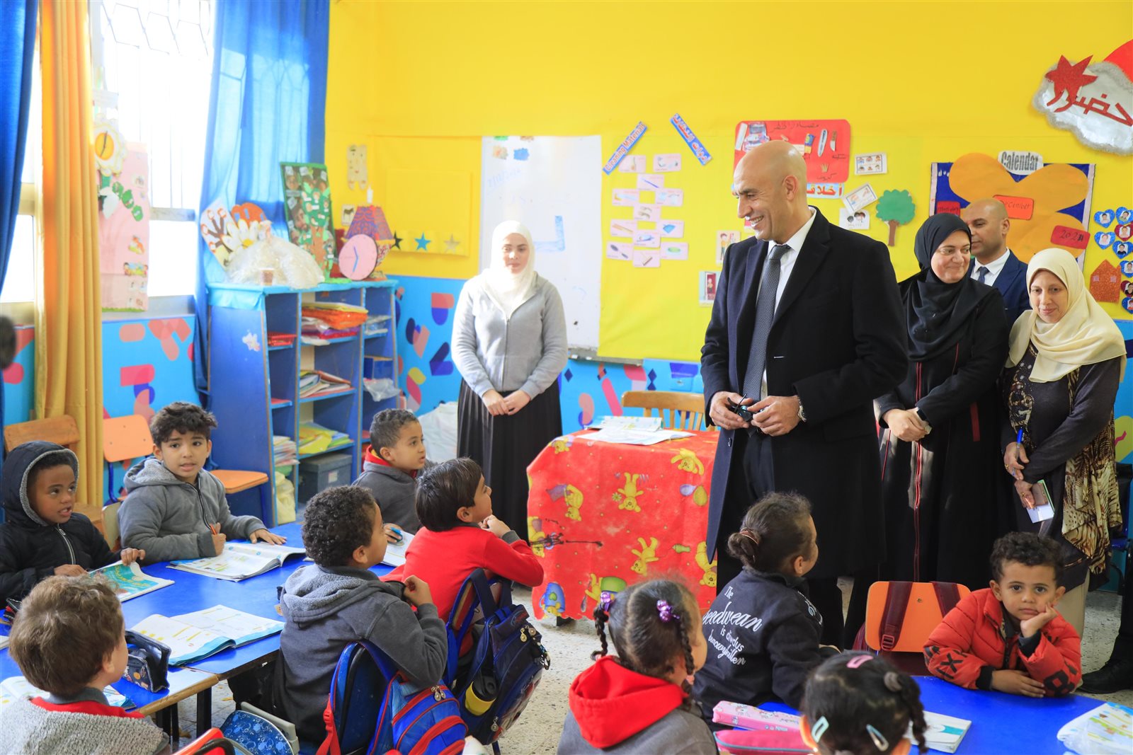 وزير التعليم يصدر أثناء زيارته لمدارس محافظة الإسماعيلية