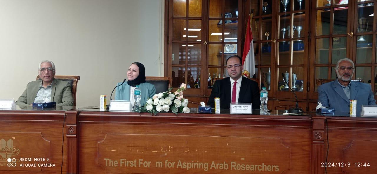 الأخوان العادلي في ضيافة مركز بحوث الشرق الأوسط وكلية الآداب