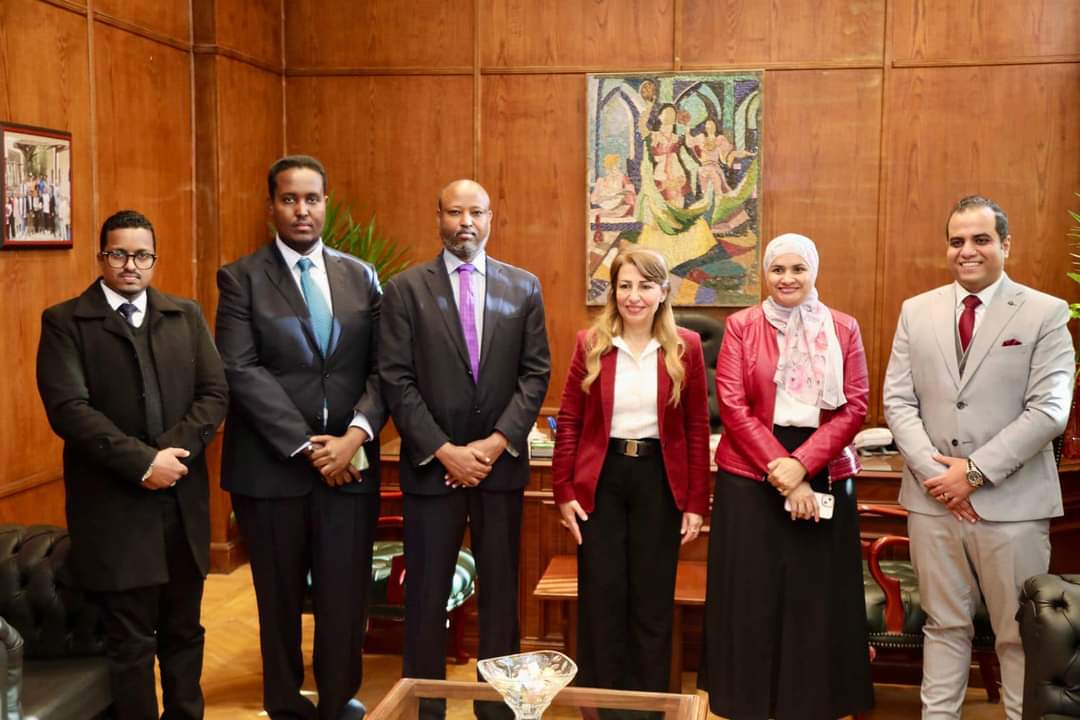 جامعة حلوان تستقبل وفد السفارة الصومالية