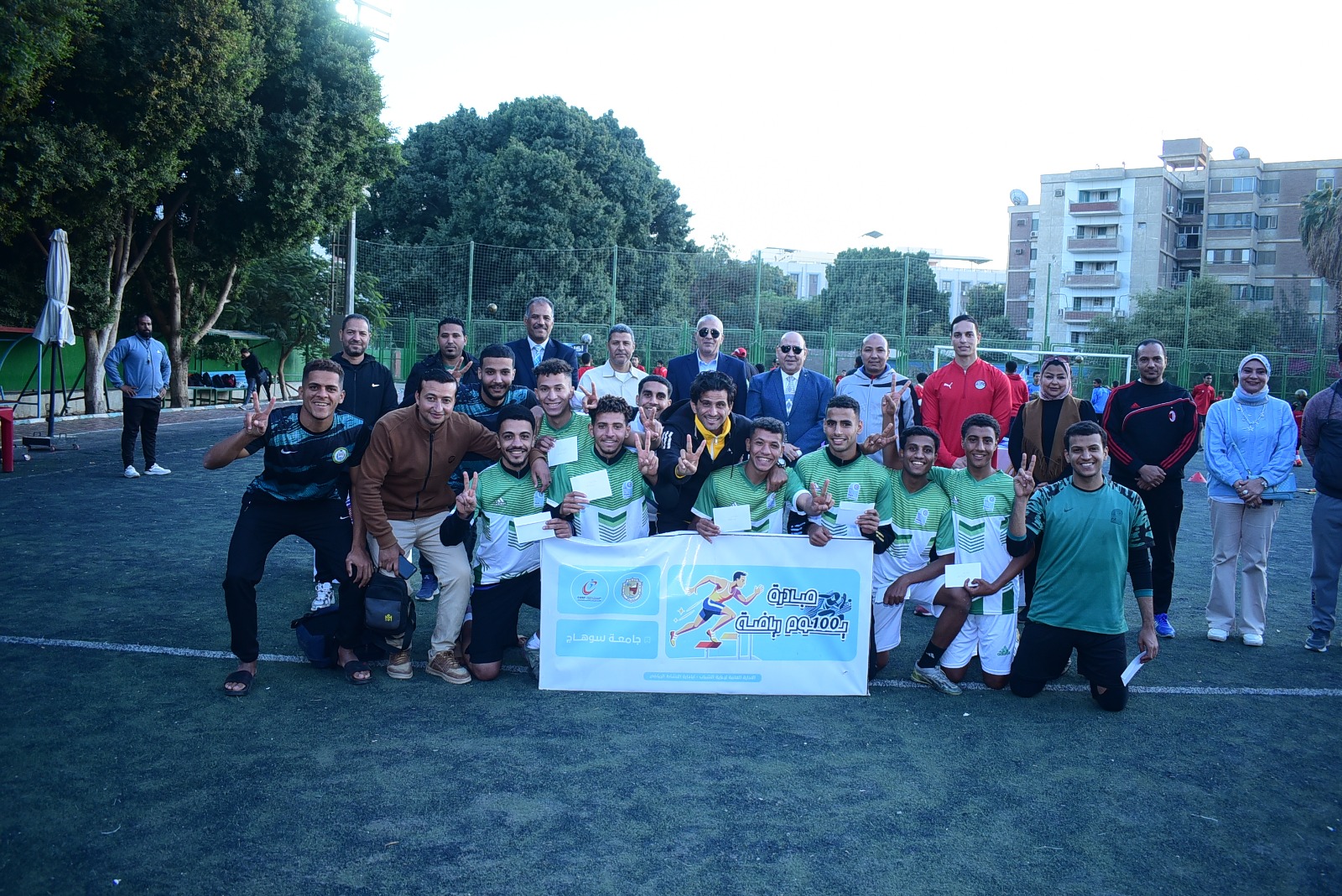 تألق كلية التربية الرياضية في خماسي كرة القدم والطائرة في جامعة سوهاج