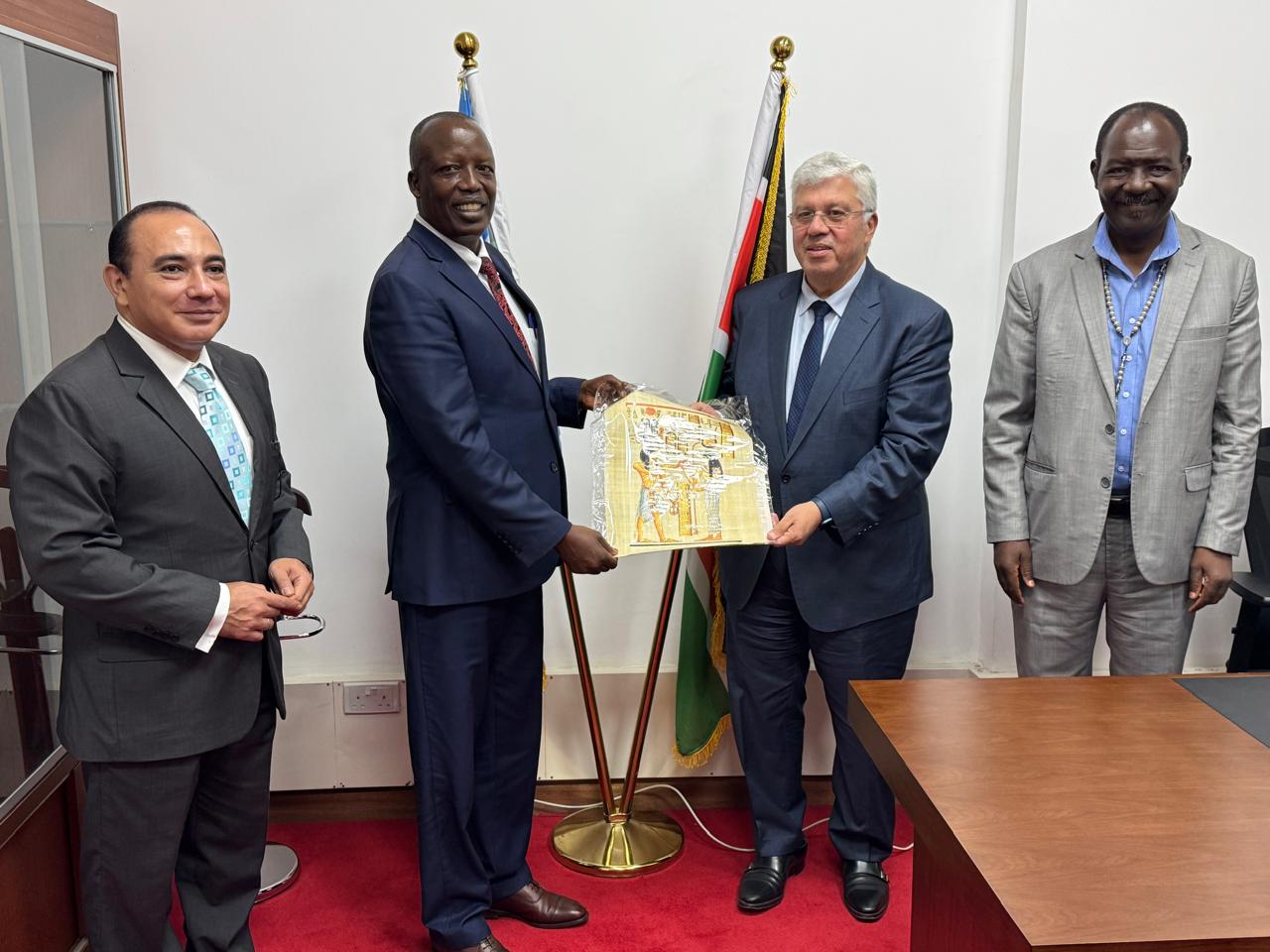 وزير التعليم العالي يبحث التعاون مع كينيا لتطوير التعليم العالي في إفريقيا