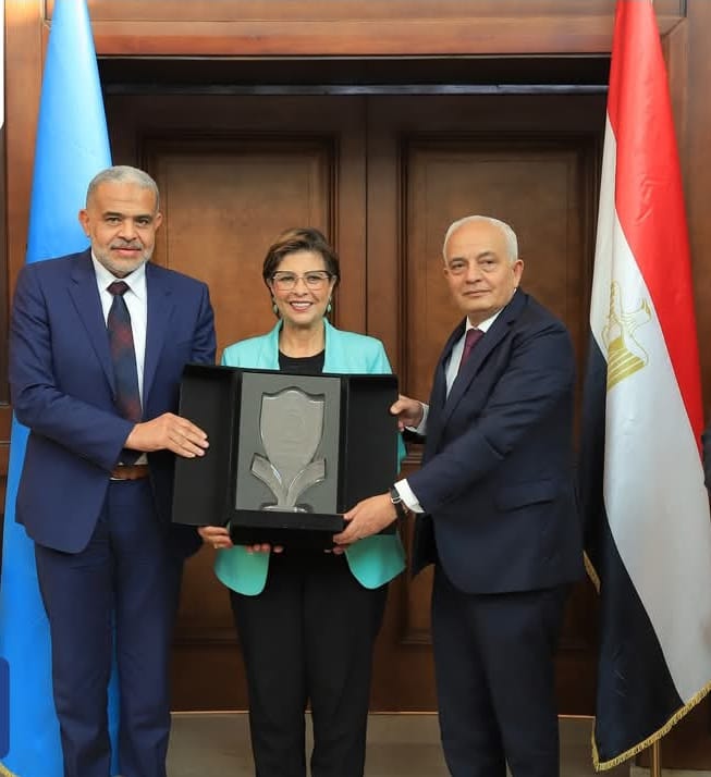 جامعة الريادة للعلوم والتكنولوجيا تستضيف لجنة التعليم بمجلس الشيوخ