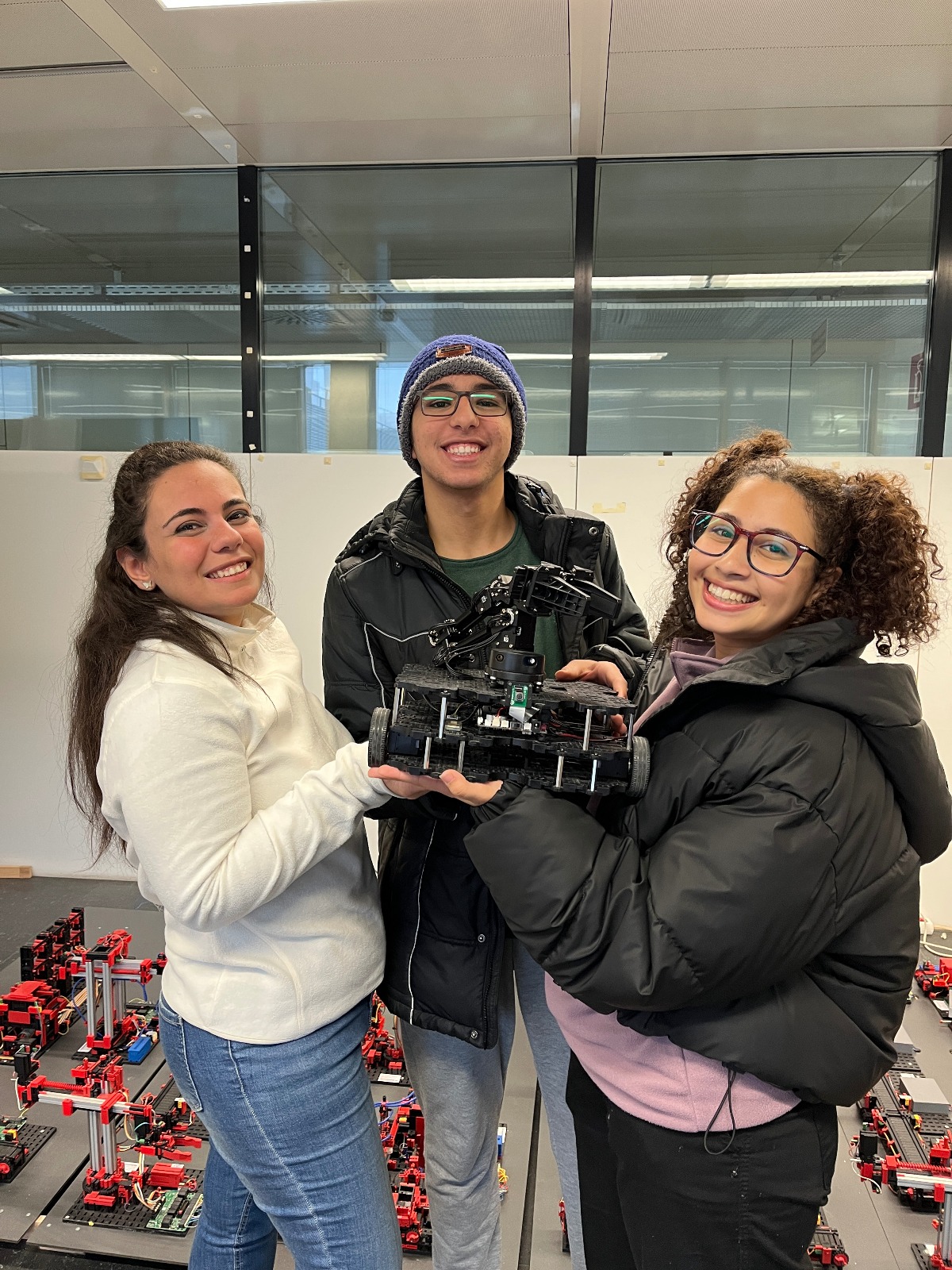 ورشة عمل مبتكرة تجمع طلاب الجامعة الألمانية بالقاهرة وجامعة شتوتجارت