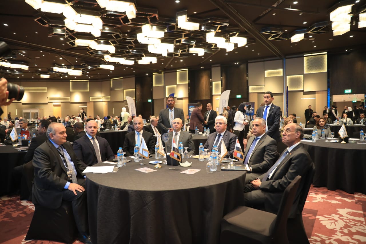 جامعة النهضة تنظم منتدى اقتصاديًا لتعزيز التعاون التجاري والاستثماري بين مصر وإفريقيا