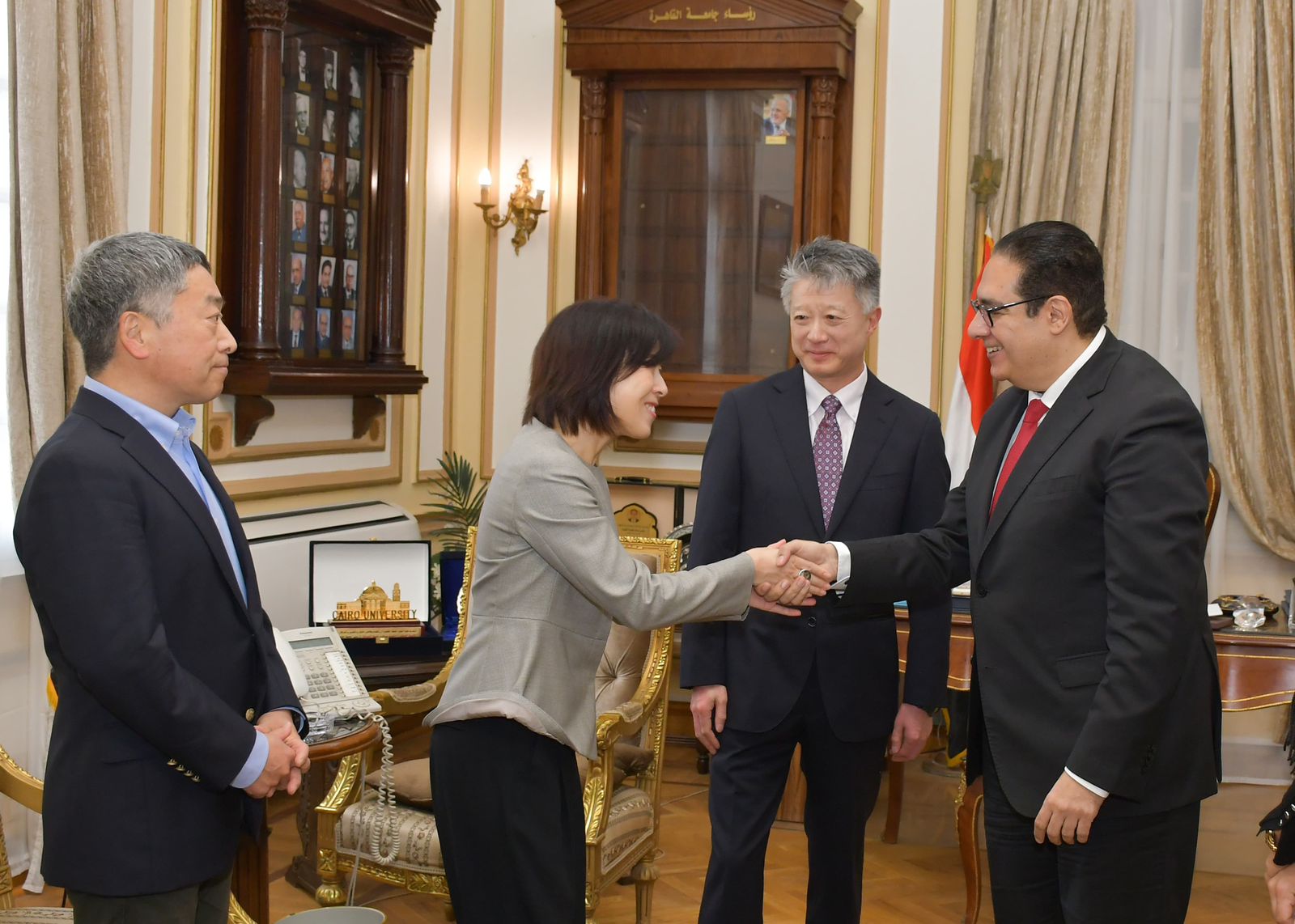 جامعة القاهرة تعزز شراكتها مع جامعة طوكيو متروبوليتان في الذكاء الاصطناعي والتبادل الطلابي