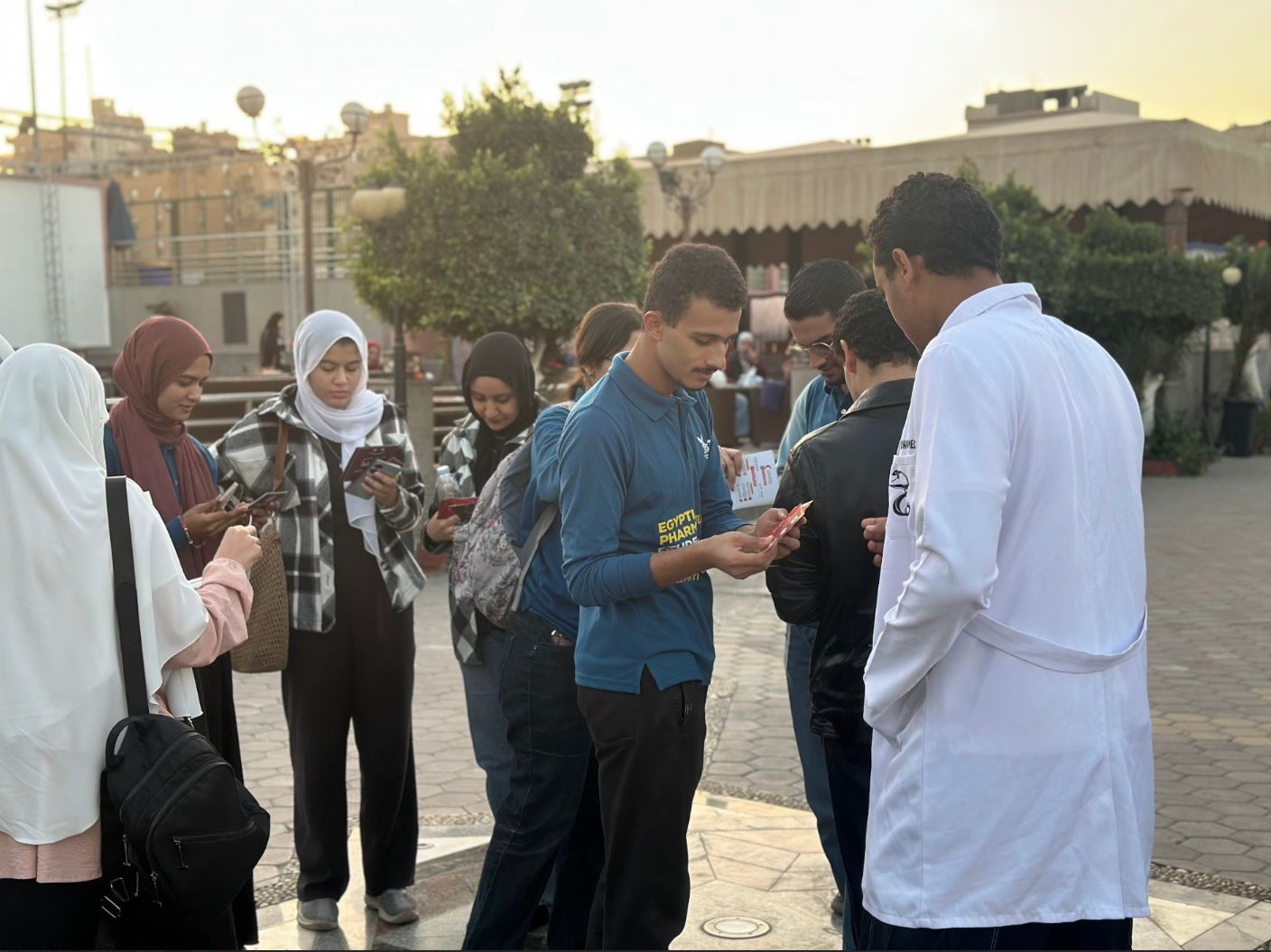 الاتحاد المصري لطلبة الصيدلة في الجامعة الحديثة ينظم حملة توعية للتبرع بالدم