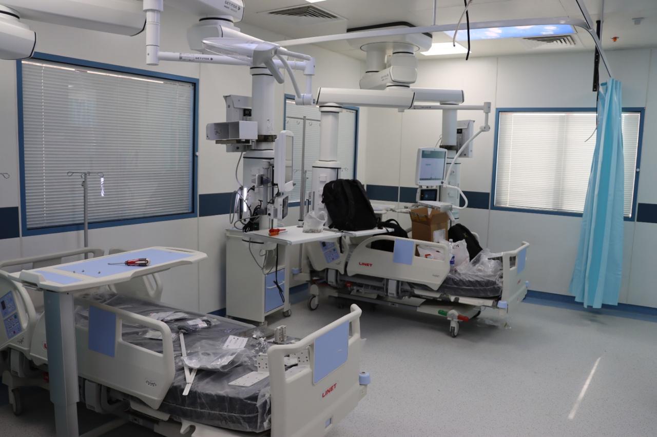 وزير التعليم العالي ورئيس جامعة المنصورة يفتتحان مركز زراعة الكبد بجامعة المنصورة