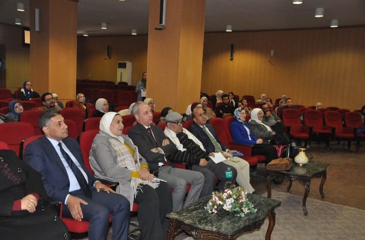 ندوة في كلية الألسن جامعة عين شمس حول الذكاء الاصطناعي في البحث العلمي