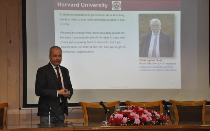 ندوة في كلية الألسن جامعة عين شمس حول الذكاء الاصطناعي في البحث العلمي