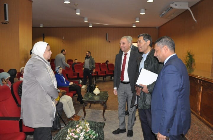 ندوة في كلية الألسن جامعة عين شمس حول الذكاء الاصطناعي في البحث العلمي