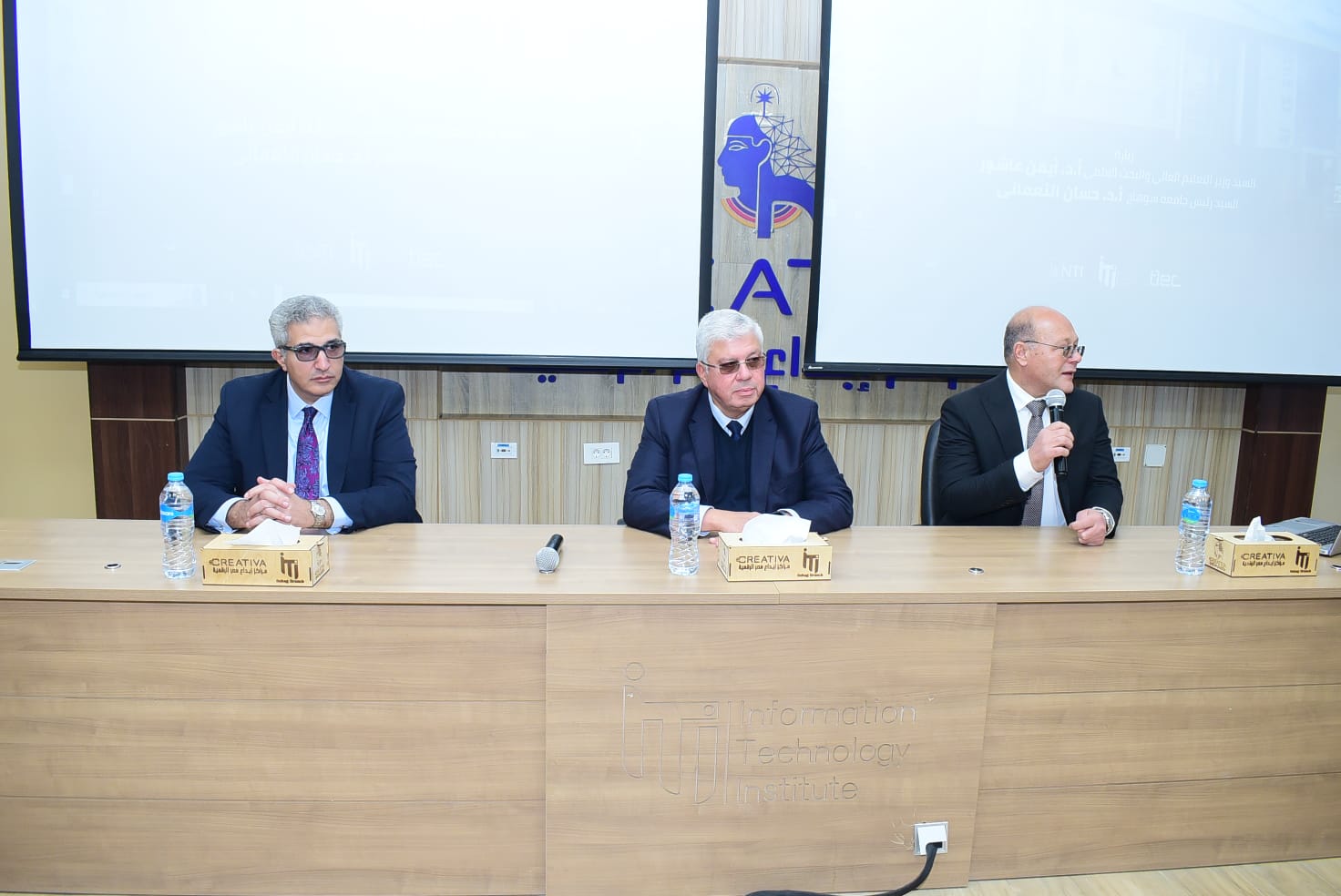 وزير التعليم العالي يثني على مركز إبداع مصر الرقمي CRETIVA في جامعة سوهاج