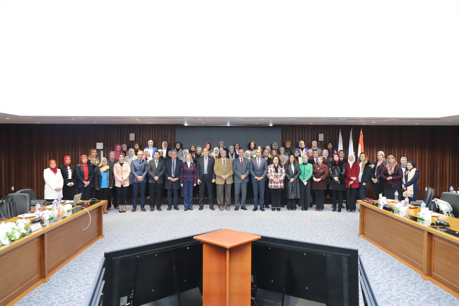 الجامعة المصرية اليابانية تستضيف وفد برنامج المرأة تقود لدعم المرأة المصرية